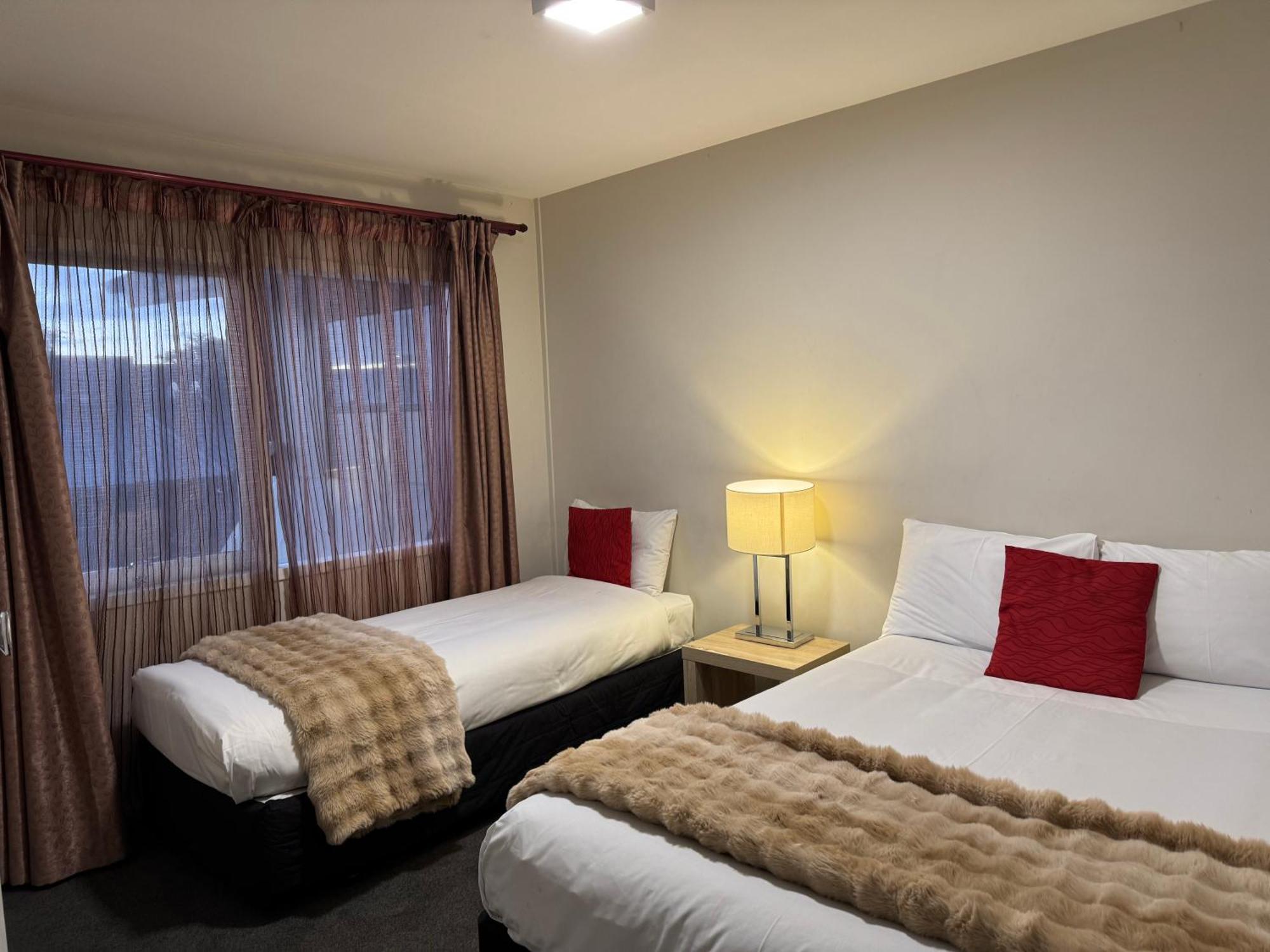 Abbey Motor Lodge Крайстчърч Екстериор снимка